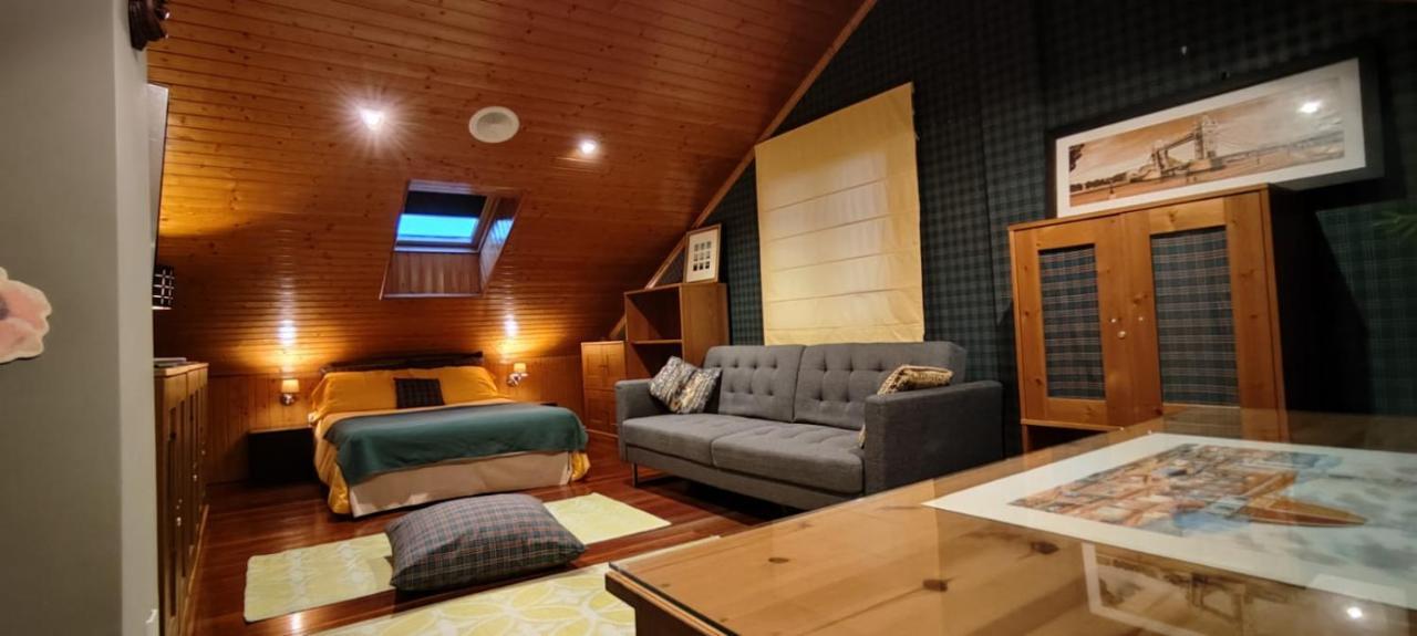 סנטיאגו דה קומפוסטלה Hhc - Holidays House Compostela מראה חיצוני תמונה
