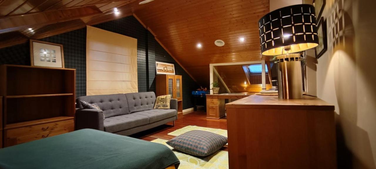 סנטיאגו דה קומפוסטלה Hhc - Holidays House Compostela מראה חיצוני תמונה