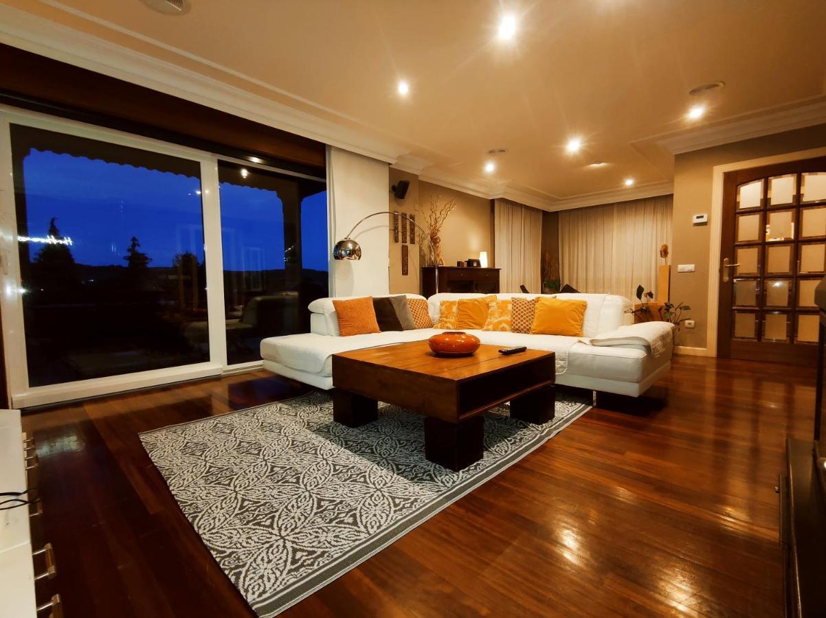 סנטיאגו דה קומפוסטלה Hhc - Holidays House Compostela מראה חיצוני תמונה